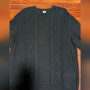Gap sweater